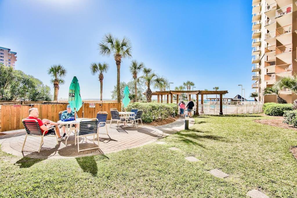 Pelican Beach Resort-Walkout Unit-On The Beach Destin Bagian luar foto