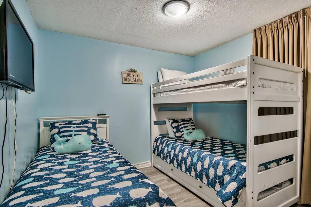 Pelican Beach Resort-Walkout Unit-On The Beach Destin Bagian luar foto